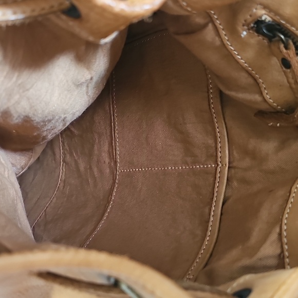 Franke Exe Buttery Soft Genuine Leather Large Backpack. - Picture 11 of 13